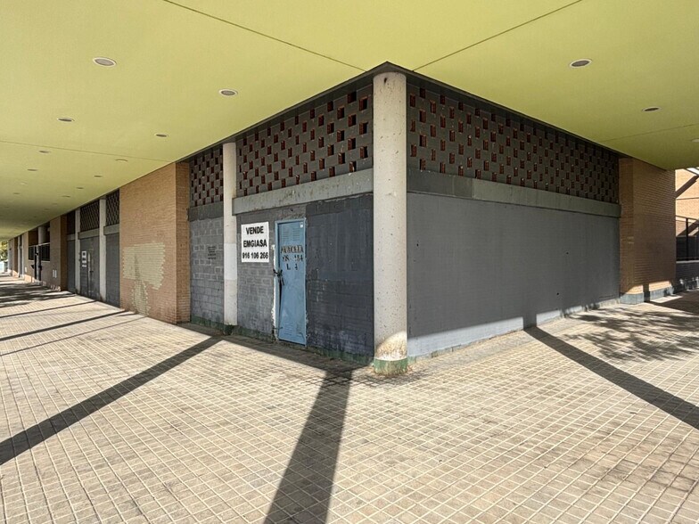 Local en Alcorcón, Madrid en alquiler - Foto del edificio - Imagen 2 de 3