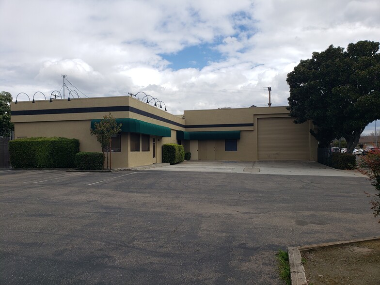 1025 Needham St, Modesto, CA en venta - Foto del edificio - Imagen 2 de 18