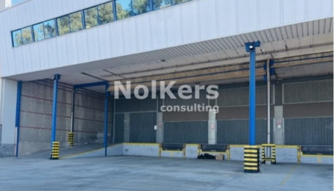 Nave en El Prat de Llobregat, Barcelona en alquiler - Foto del edificio - Imagen 2 de 3