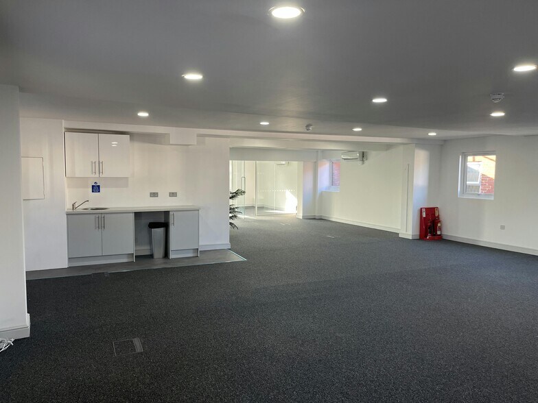 79-81 High St, Marlow en alquiler - Foto del edificio - Imagen 3 de 41