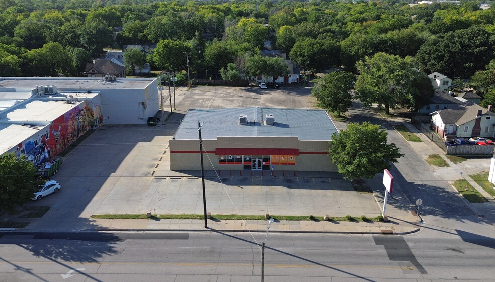 2201 E Central Ave, Wichita, KS en alquiler - Foto del edificio - Imagen 1 de 3