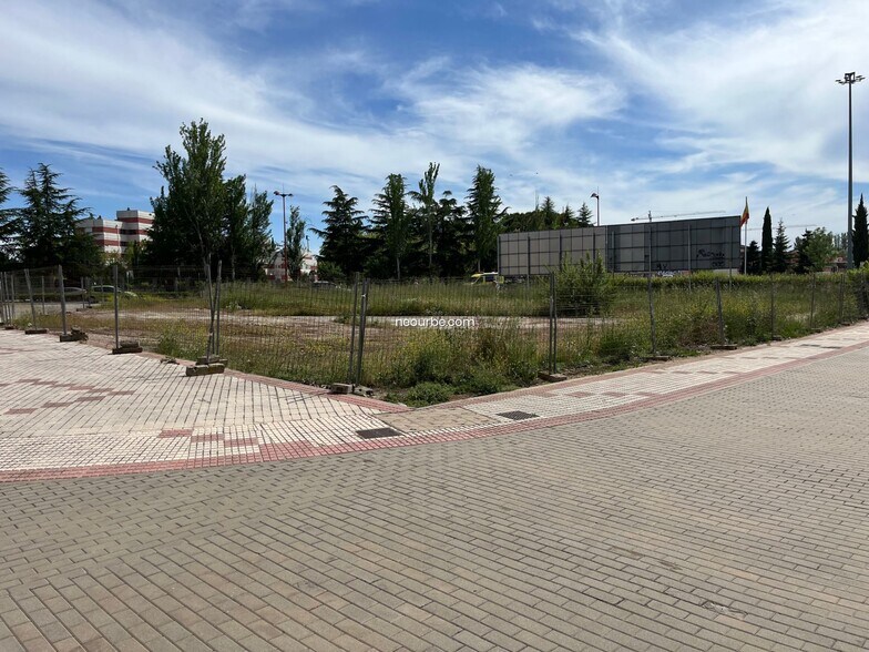 Terreno en Santa Marta de Tormes, Salamanca en venta - Foto del edificio - Imagen 3 de 3