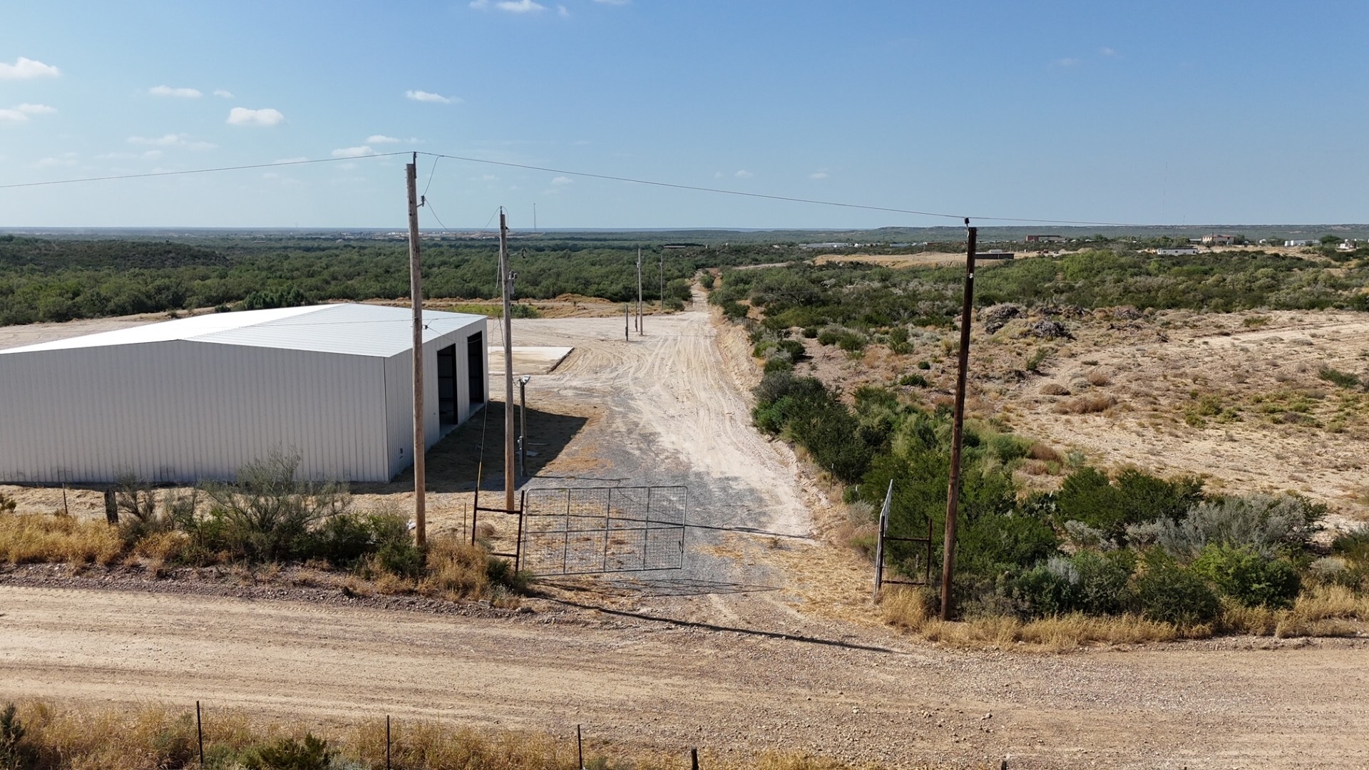 311 Chicote Rd, Laredo, TX en venta Foto del edificio- Imagen 1 de 32