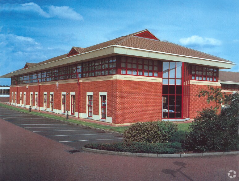 2 Woodbrook Cres, Billericay en alquiler - Foto del edificio - Imagen 2 de 2