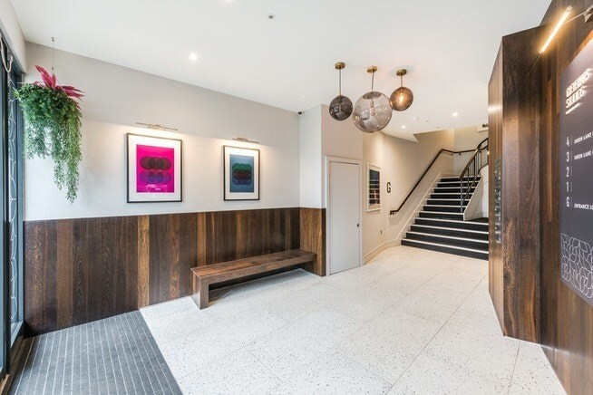 25 The Quadrant, Richmond en venta - Vestíbulo - Imagen 3 de 10