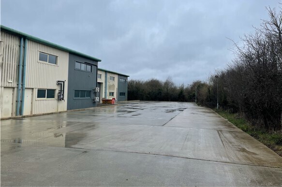 Commerce Way, Melksham en alquiler - Foto del edificio - Imagen 2 de 7