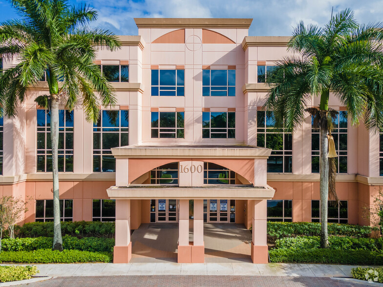 1600 Sawgrass Corporate Pky, Sunrise, FL en alquiler - Foto del edificio - Imagen 2 de 5