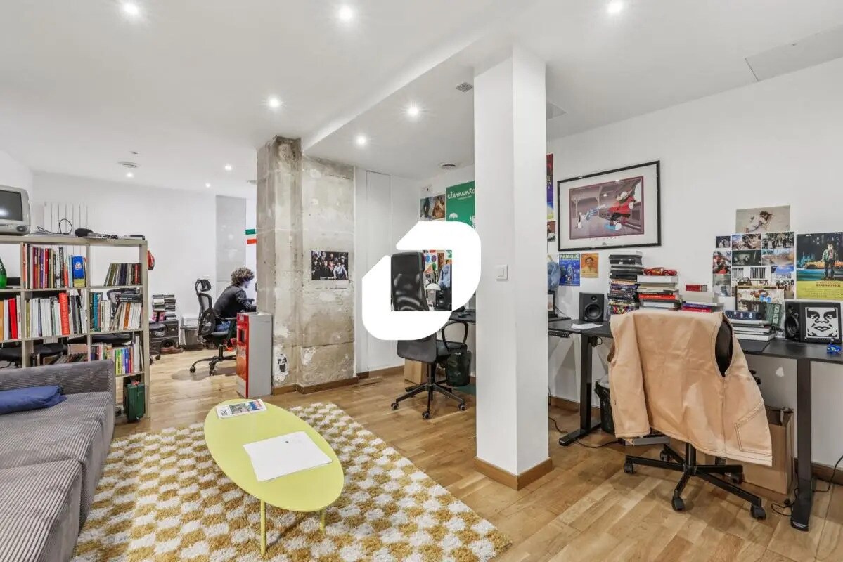 10 Rue Marguerite De Rochechouart, Paris en alquiler Foto del edificio- Imagen 1 de 17