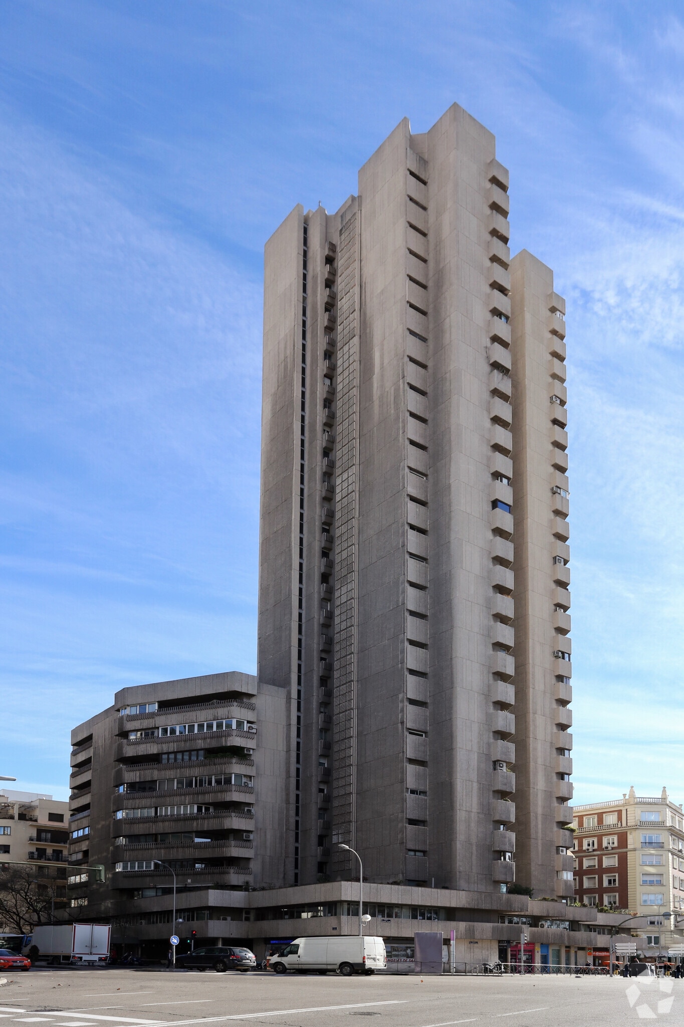 Calle O´donnell, 4-6, Madrid, Madrid en venta Foto principal- Imagen 1 de 1