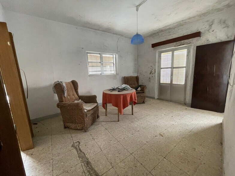 en Montánchez, Cáceres en venta - Foto del edificio - Imagen 2 de 27