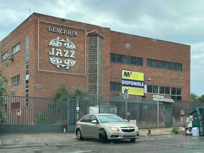 Más detalles de Nave en alquiler