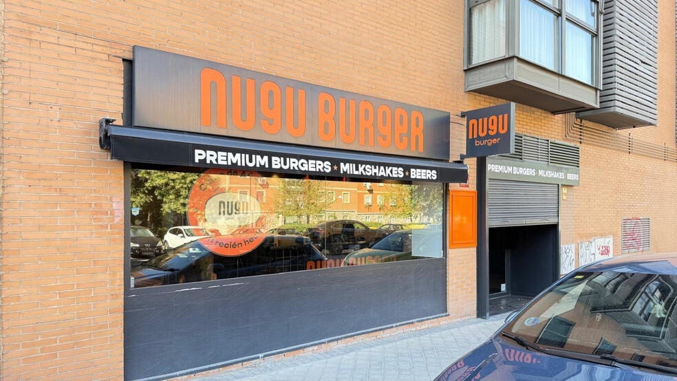 Calle Emilio Muñoz, 45, Madrid, Madrid en alquiler - Foto del edificio - Imagen 1 de 4