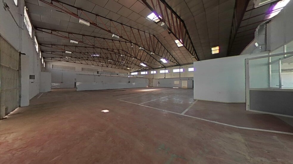 Nave en Camponaraya, León en venta - Foto del edificio - Imagen 2 de 17
