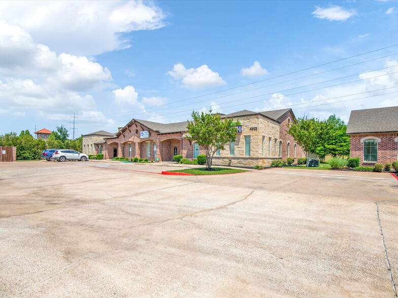 4811-4851 Merlot Ave, Grapevine, TX en alquiler - Foto del edificio - Imagen 2 de 6