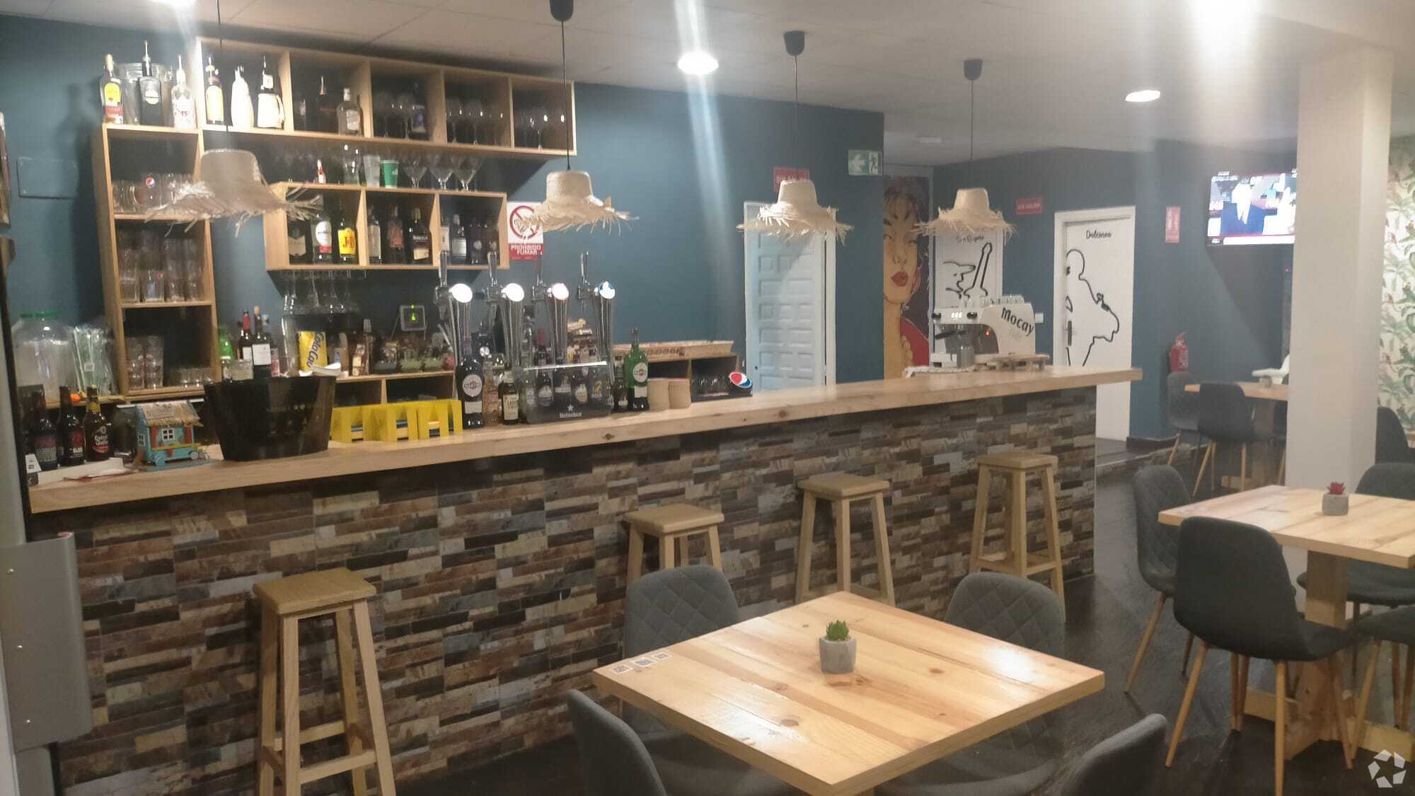 Calle Vaqueras, 1, Alcalá de Henares, Madrid en venta Foto principal- Imagen 1 de 1