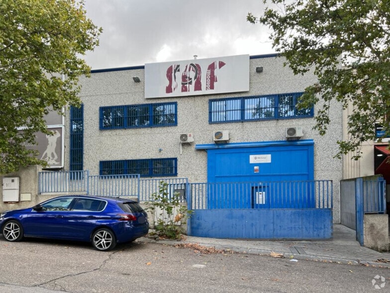 Calle Molineros, 16, Arroyomolinos, Madrid en venta - Foto del edificio - Imagen 1 de 1