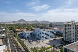 2201 E Camelback Rd, Phoenix, AZ - VISTA AÉREA  vista de mapa - Image1