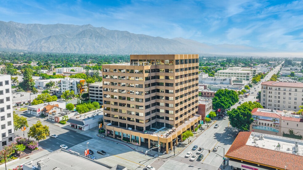 2 N Lake Ave, Pasadena, CA en alquiler - Foto del edificio - Imagen 2 de 6