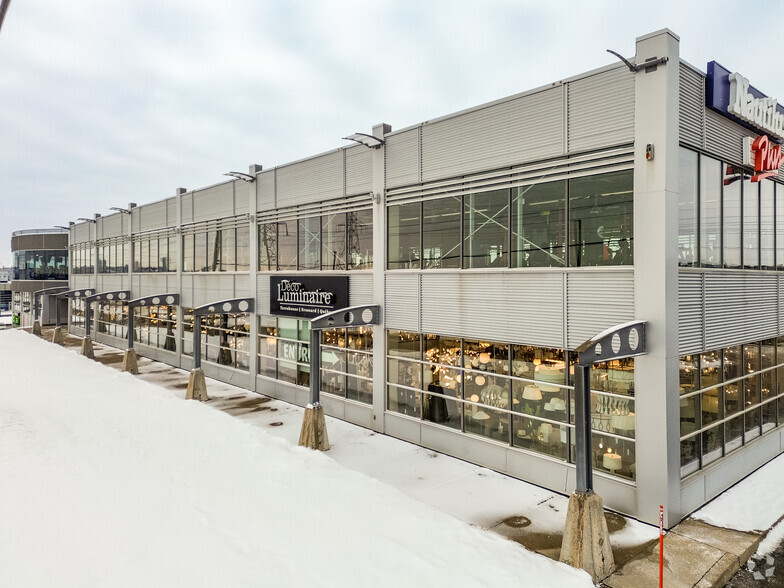 5155 Boul des Gradins, Québec, QC en alquiler - Foto del edificio - Imagen 2 de 4