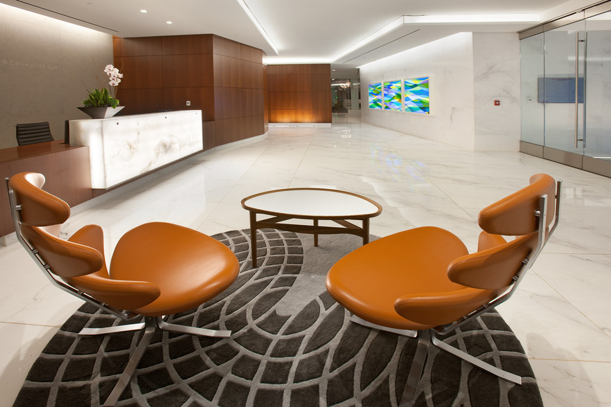 1700 New York Ave NW, Washington, DC en alquiler - Lobby - Imagen 2 de 7