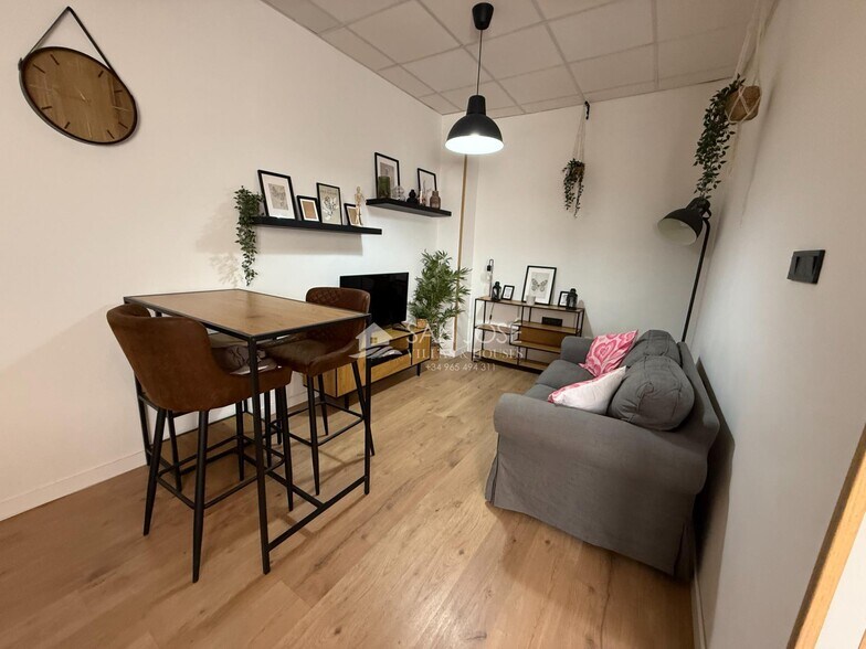 Local en Aspe, Alicante en venta - Foto del interior - Imagen 2 de 12