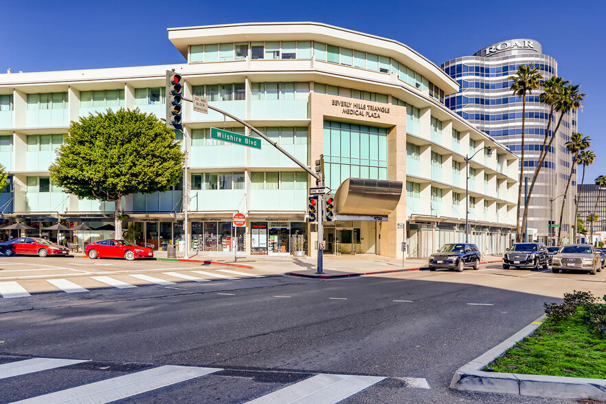 462 N Linden Dr, Beverly Hills, CA en alquiler - Foto del edificio - Imagen 1 de 12