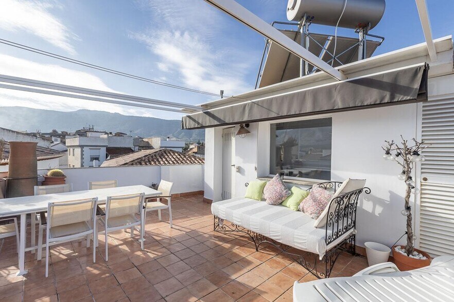 Edificio residencial en Dílar, Granada en venta - Foto del edificio - Imagen 2 de 50