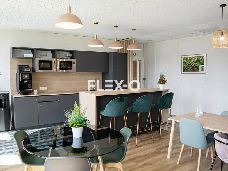 31 Rue Caroline Aigle, Mérignac en alquiler - Foto del edificio - Imagen 3 de 8