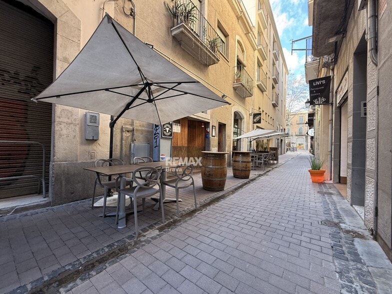 Local en Figueres, Gerona en alquiler - Foto del edificio - Imagen 3 de 3