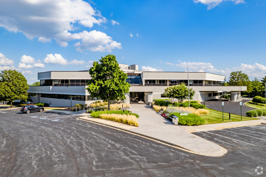 110 Thomas Johnson Dr, Frederick, MD en alquiler - Foto del edificio - Imagen 2 de 11