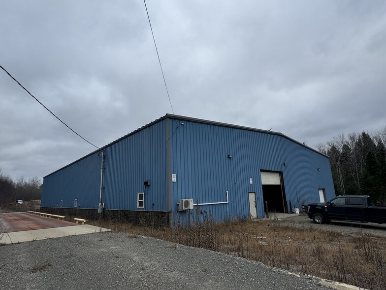 55 Industrial Dr, East Millinocket, ME en venta - Foto del edificio - Imagen 1 de 10