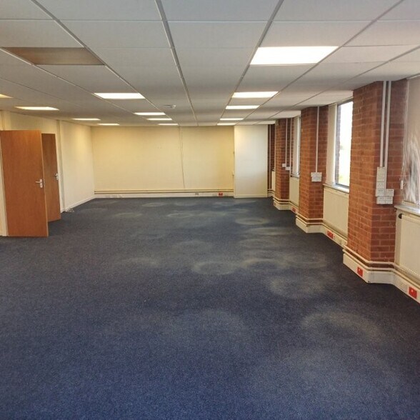 20-22 Station Rd, Kettering en venta - Foto del interior - Imagen 3 de 6