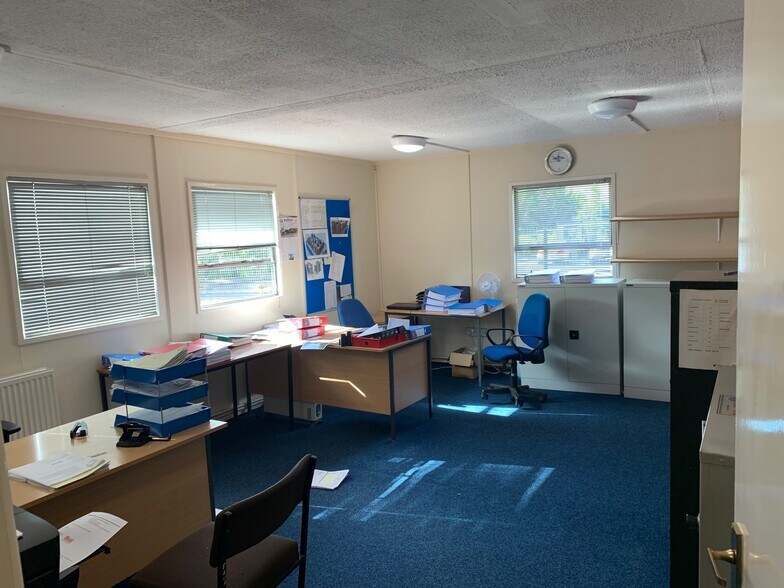 7 Law Pl, East Kilbride en alquiler - Foto del edificio - Imagen 3 de 9