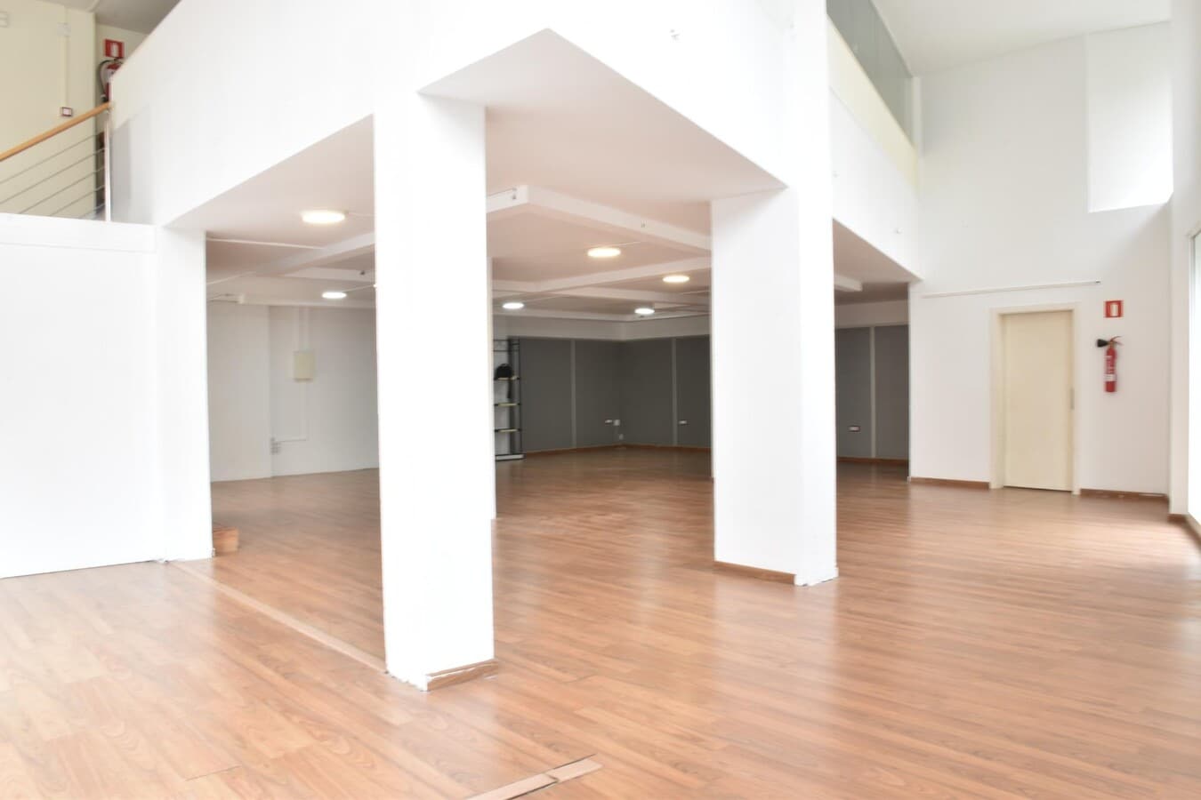 El Vendrell, TAR 43700 - - - Foto del interior - Image 2 of 5