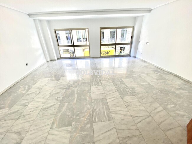 Más detalles de Carrer Calderón de la Barca, 9, Orihuela - Oficina en alquiler