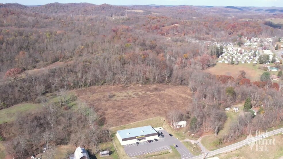 265 Middletown Rd, Shinnston, WV en venta - Vídeo de anuncio comercial - Imagen 2 de 6