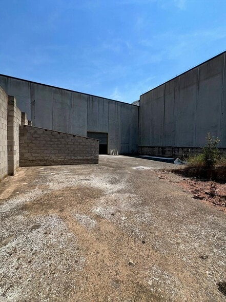 Nave en Sant Fruitós de Bages, Barcelona en alquiler - Foto del edificio - Imagen 3 de 7