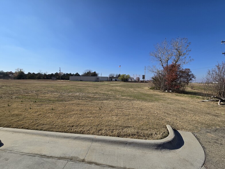 W 6th Ave. Ave, Stillwater, OK en venta - Otros - Imagen 3 de 4