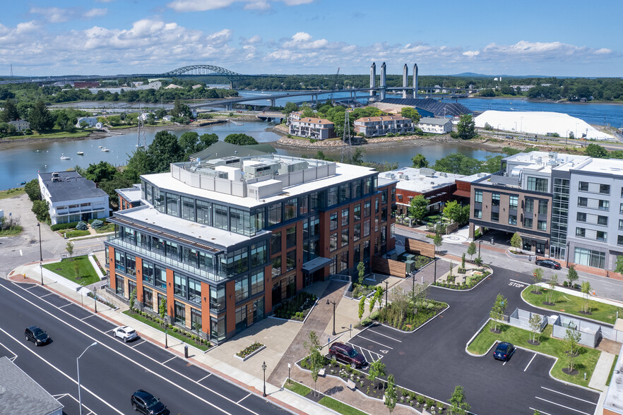 145 Maplewood Ave, Portsmouth, NH en alquiler - Foto del edificio - Imagen 1 de 4