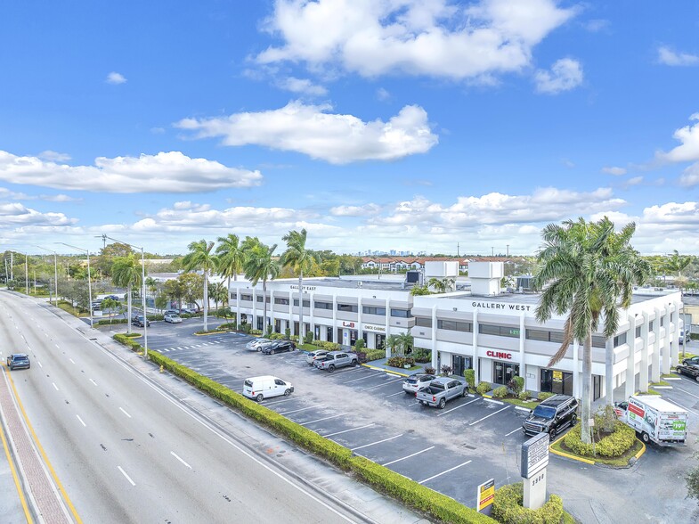 3900 W Commercial Blvd, Fort Lauderdale, FL en alquiler - Foto del edificio - Imagen 3 de 33