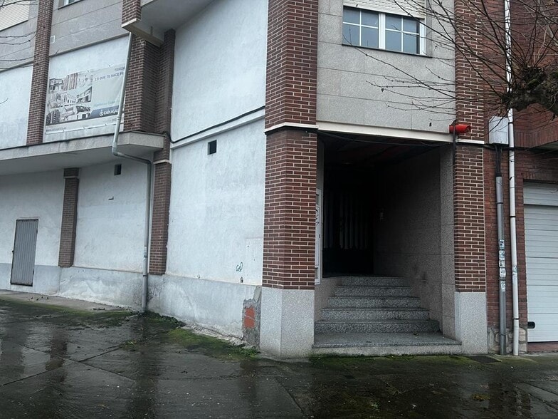Terreno en Ponferrada, León en venta - Foto del edificio - Imagen 2 de 17