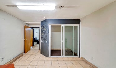 6358-6360 Van Nuys Blvd, Van Nuys, CA en alquiler Foto del edificio- Imagen 2 de 11