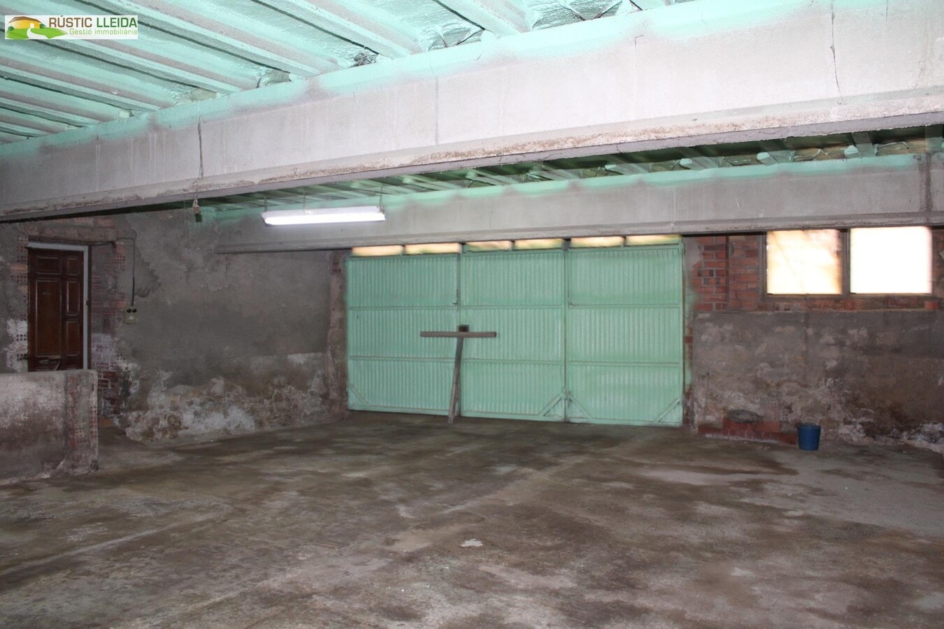 Arbeca, LER 25140 - - - Foto del interior - Image 1 of 3