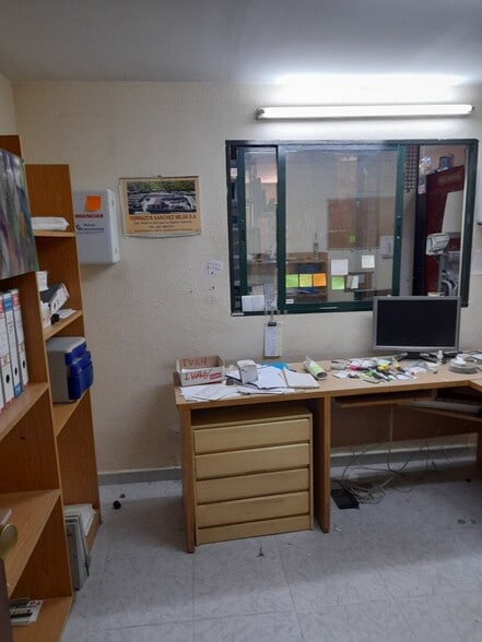 Local en Cáceres en alquiler - Foto del edificio - Imagen 2 de 7