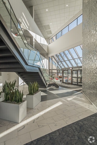 33 Boston Post Rd W, Marlborough, MA en alquiler - Lobby - Imagen 2 de 6