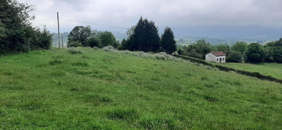 Terreno en Nava, Asturias en venta - Vista aérea - Imagen 3 de 7