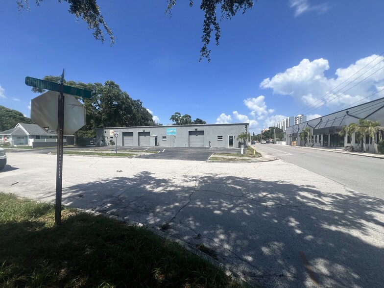 211 14th St N, Saint Petersburg, FL en venta - Foto del edificio - Imagen 3 de 20