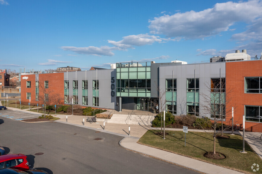 500 Rutherford Ave, Charlestown, MA en alquiler - Foto del edificio - Imagen 2 de 5