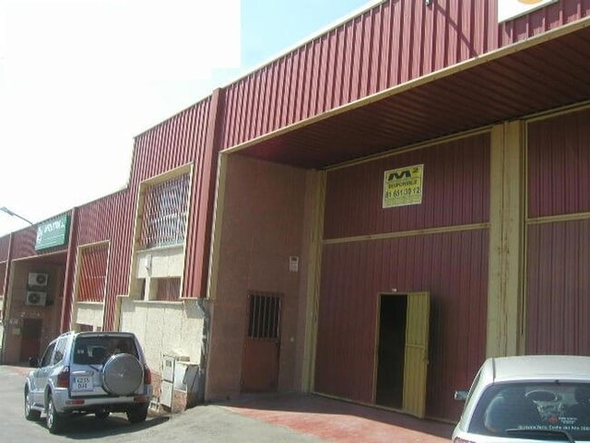 Más detalles de Nave en alquiler