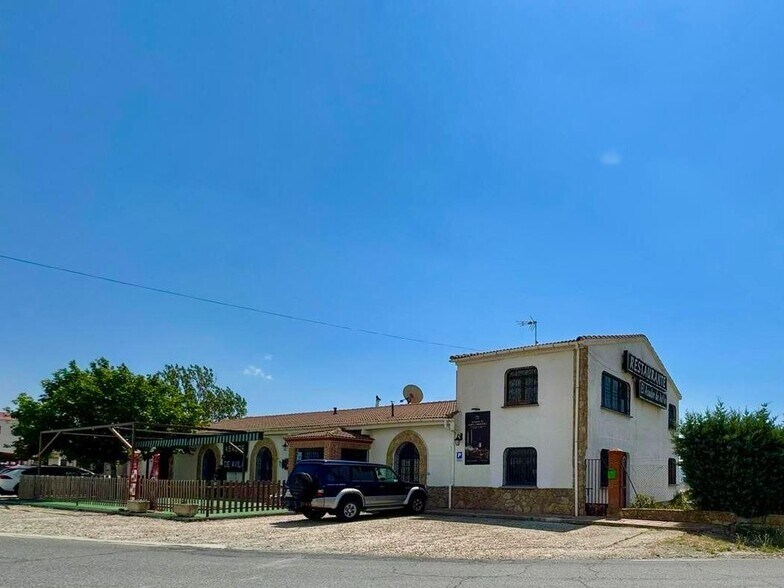Carretera Nacional 110, Km, 262, El Fresno, Ávila en venta - Foto del edificio - Imagen 3 de 21